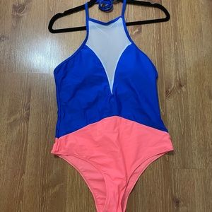 One pc bathing suit